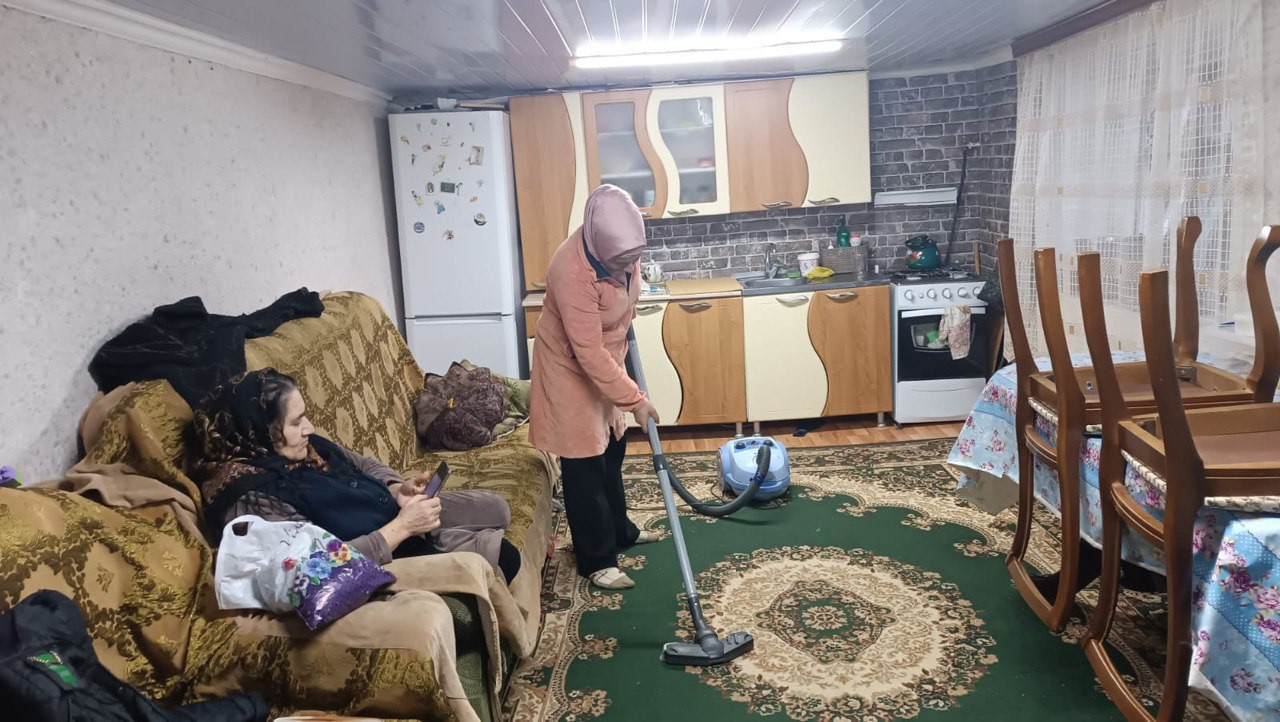 Оказание социально бытовых услуг.